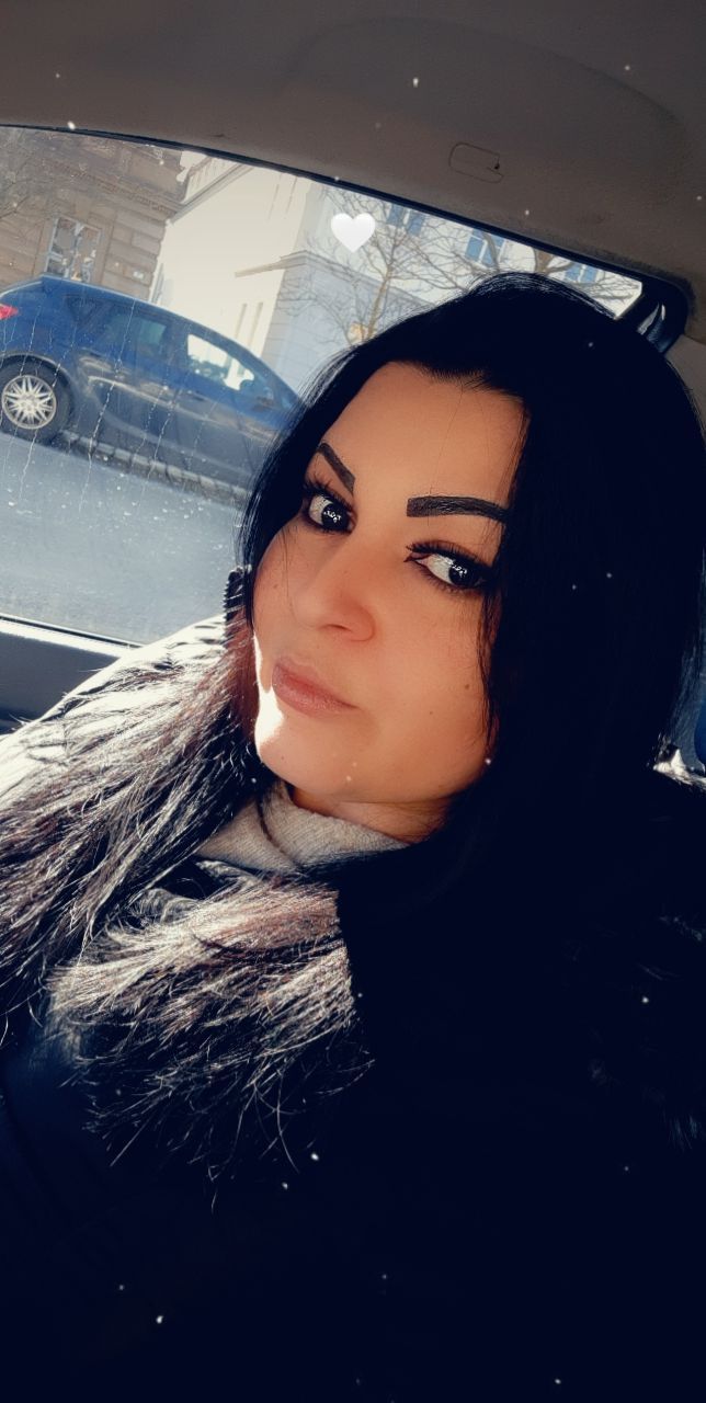 Portrait von  Roula Almahmoud